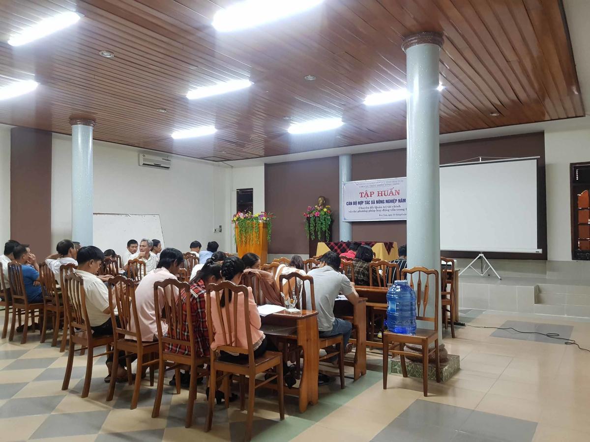 Tay Nguyen Hotel Kon Tum Экстерьер фото