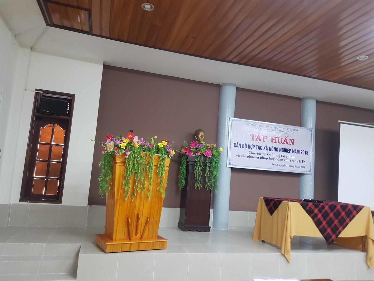 Tay Nguyen Hotel Kon Tum Экстерьер фото